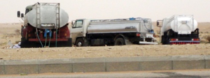 مياه مجهولة تستغل حاجة الناس.. وتزعم أنها "نقية"