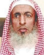 عناية المسلم بالمسجد واهتمامه به وتردده عليه عمل صالح له