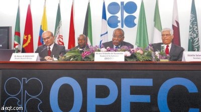 "أوبك" تبقي مستويات الإمدادات بلا تغيير وتأمل في ارتفاع الأسعار