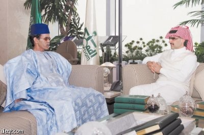 الوليد بن طلال يناقش فرص الاستثمار المتاحة في مالي