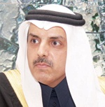 الأمير العياف يدشن ساحة البلدية في حي العود
