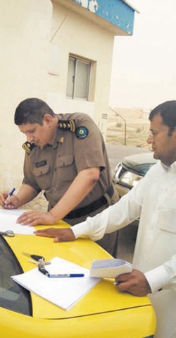أمانة الرياض: قطع التيار عن 9 محطات للوقود .. و30 محطة دون تراخيص