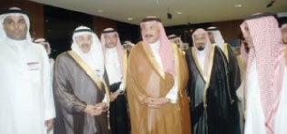أمير جازان يدشن «مارينا مول» وفرع «البلاد» في المنطقة