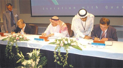 «أرامكو» و«توتال» تبرمان 13 عقدا هندسيا لمصفاة الجبيل النفطية