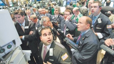 العجز التجاري الأمريكي يتراجع إلى أدنى مستوى في 11 عاما