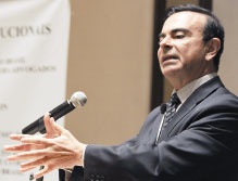 شركات السيارات تتعلق بالصين والهند والبرازيل