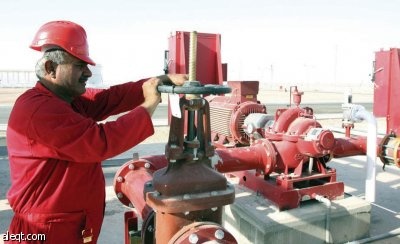 هل يستقر النفط فوق 60 دولارا أم يظل في دائرة التذبذب؟