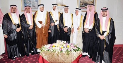 العبيد والدوسري يحتفلان بـ"ياسر"