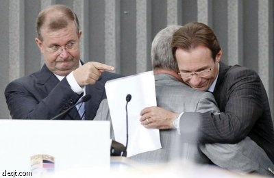 مديرو «بورش» يقرون إجراء مفاوضات مع قطر وعزل الرئيس التنفيذي