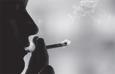 إجماع على ضرورة وضع أنظمة«فاعلة» لحظر التدخين في الأماكن العامة