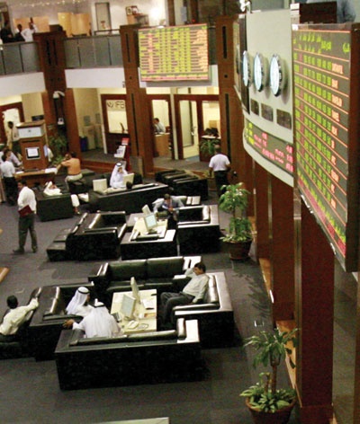 الأسهم الخليجية تنهي تعاملات يوليو بارتفاع شبه جماعي.. وسوق أبو ظبي أكبر الرابحين بـ 6.4%