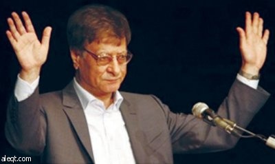 شعراء :لا اختلاف في إبداع درويش لكن الشعر لا يحتاج إلى رموز كي يبقى حياً