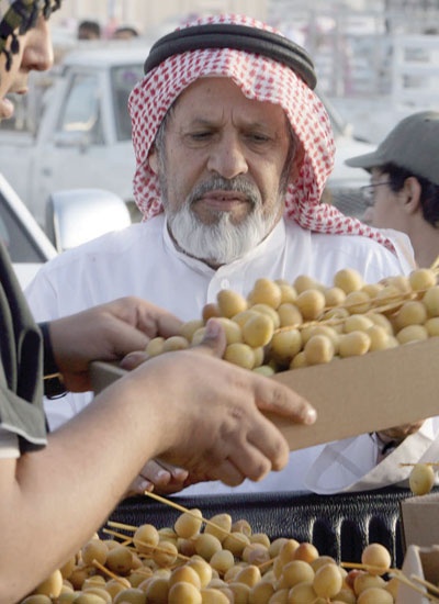 بعد 22 يوما.. سوق بريدة للتمور تحصد 500 مليون ريال
