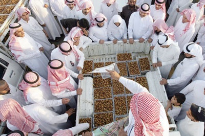 بعد 22 يوما.. سوق بريدة للتمور تحصد 500 مليون ريال