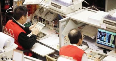الوهن يصيب اندفاع الأسهم والسلع.. والسندات الحكومية تتقدم
