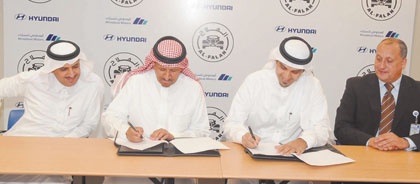 500 سيارة من «هيونداي» تدعم أسطول الفلاح لتأجير السيارات