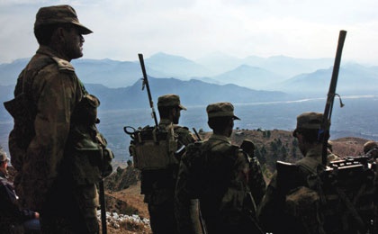 القانون بيد مَن؟