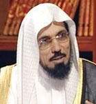 العودة: المرأة القريبة من المسجد تصلي وحدها وإذا ائتمَّت بصلاة إمام المسجد جائز