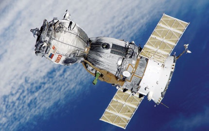 أبحاث علمية لبناء «مصعد» ينقل البشر للفضاء الخارجي