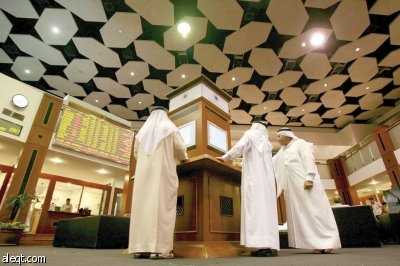 بداية أسبوعية حمراء.. وتعليق التداول على أسهم 14 شركة في الكويت