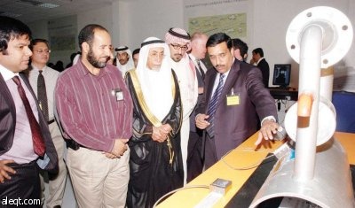 «عبد الله فؤاد» و«جي إي» تفتتحان مركزاً لتطبيقات الفحص غير الائتلافي