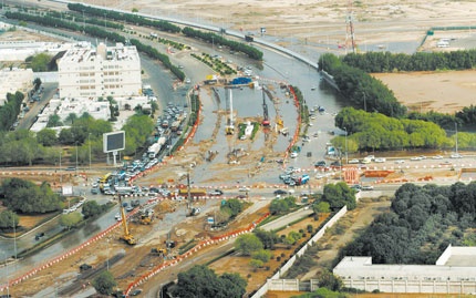 جدة: الاستعانة بغواصين من الرياض ومكة وإسكان 1251 أسرة