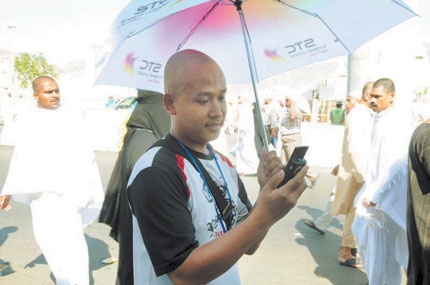 «الاتصالات السعودية» تبث ملايين الرسائل للتوعية بآثار السيول والأمطار