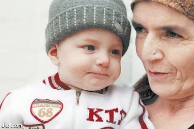 آيات من الذكر الحكيم تظهر وتختفي على جلد رضيع روسي في داغستان