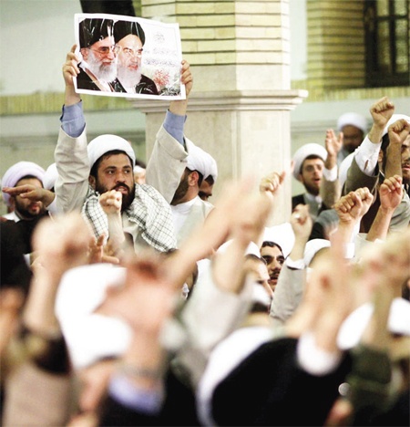 أسوار النظام الهشة