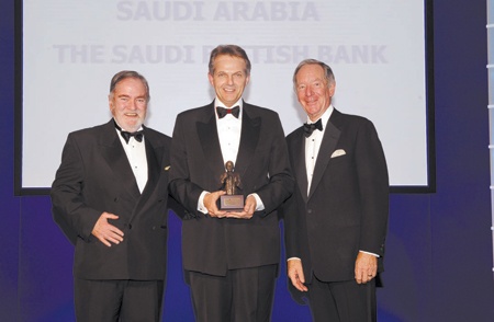 «ساب» يفوز بلقب أفضل بنك في المملكة لعام 2009