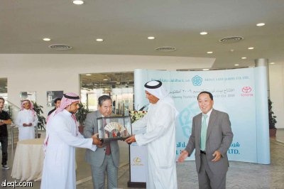 الرياض: «عبد اللطيف جميل» تفتتح أحد أكبر مراكز «تويوتا» في المملكة