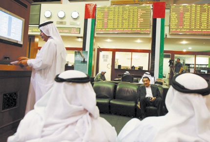 أسبوع هابط للأسهم الخليجية بضغط من تحركات المحافظ الاستثمارية