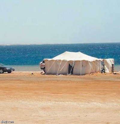 سواحل البحر الأحمر تنتظر النقاهة والعلاج البيئي