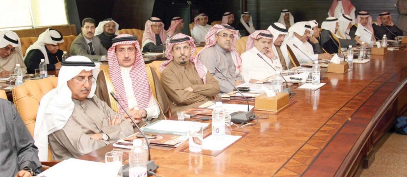 التمويل والشفافية يسيطران على لقاء الجاسر برجال الأعمال