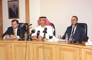 الأردن دبي الإسلامي يُدشن أعماله المصرفية في الأردن