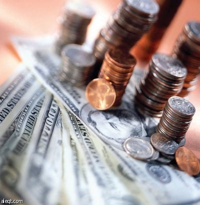 استطلاع : أهمية المال أكبر مما كان عليه قبل الأزمة العالمية