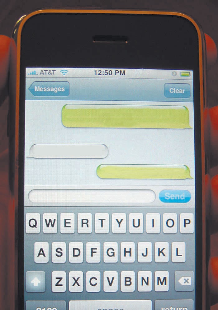 ثورة التكنولوجيا الصامتة .. «هاتف محمول»  يقرأ الشفاه