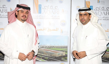 «عقاري القابضة» و «إنشاء الجزيرة» توقعان عقدا لتسويق «سوق مكة» بـ 3 ملايين