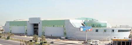 «العثيم مول الدمام» يحدث طفرة في صناعة المجمعات التجارية في المملكة