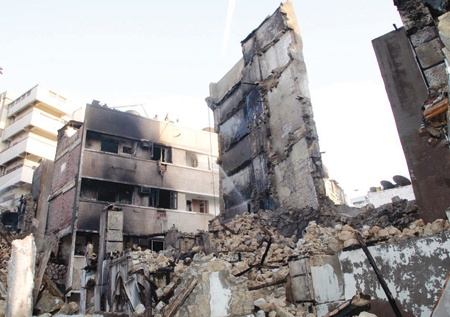 المنطقة التاريخية.. حرائق وانهيارات ومصير مجهول