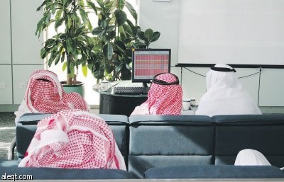 المؤشر ينهي أولى جلسات الأسبوع بتراجع طفيف.. والسيولة تسجل4.7 مليار ريال
