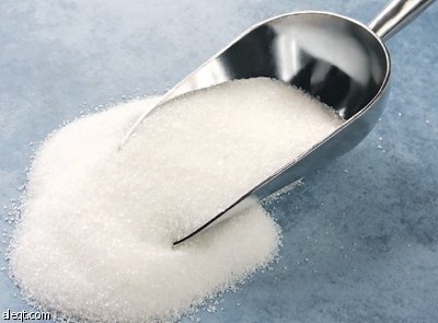 خطران قادمان يهددان صحة الأمريكيين .. الملح والسكر