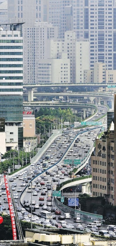 صندوق النقد يتوقع نمو اقتصادات الشرق الأوسط  العام الجاري 4.5 %