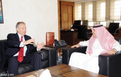 العيسى وبلير يستعرضان أبرز تطورات الاقتصاد السعودي