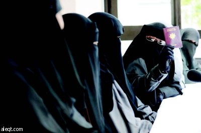فرنسا: 150 يورو غرامة لارتداء الحجاب .. والسجن عاماً و150 ألف يورو للزوج المعارض