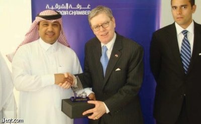 القنصل الأمريكي يدعو رجال الأعمال إلى زيارة بلاده ويؤكد: سنسهل إجراءات الدخول