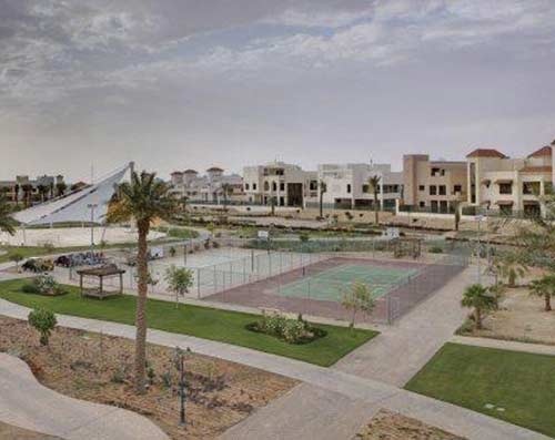 «درة الرياض» تصنع لسكانها أجواء نقية بـ 3 بحيرات و70 % من المسطحات الخضراء