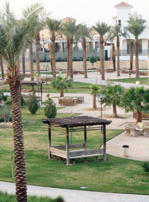 «درة الرياض» تصنع لسكانها أجواء نقية بـ 3 بحيرات و70 % من المسطحات الخضراء