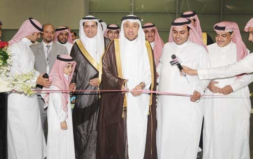 أمين مجلس الغرف السعودية يفتتح أعمال معرض الرياض للسفر 2010