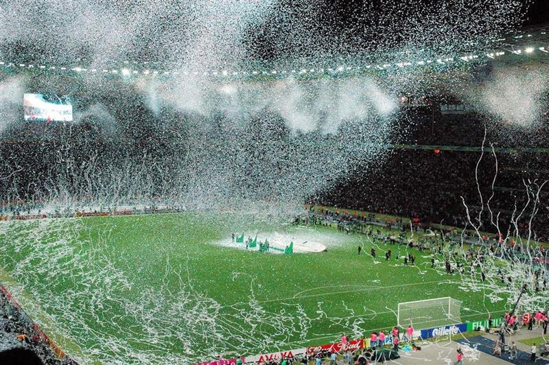 متى تتوقع أن تحظى السعودية بفرصة تنظيم كأس العالم لكرة القدم؟